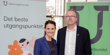 Norges kunskapsminister Kari Nessa Nordtun och Utdanningsforbundets ordförande Geir Røsvoll